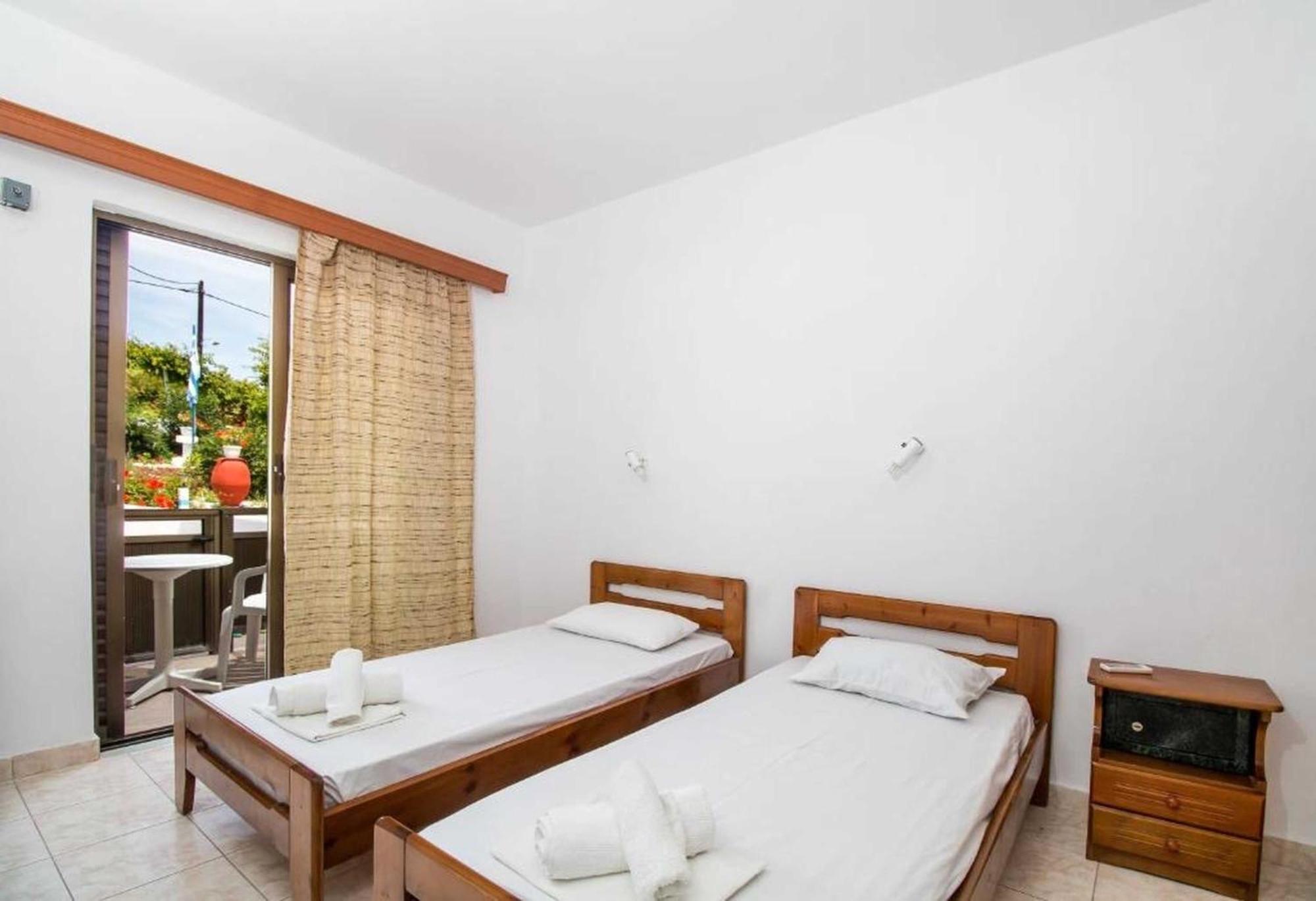 Nikos Bnb Фаліракі Екстер'єр фото